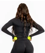 Aurora schwarzes Top mit langen Ärmeln 3