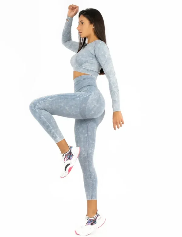 Perfect body blue komplet sa topom na dug rukav