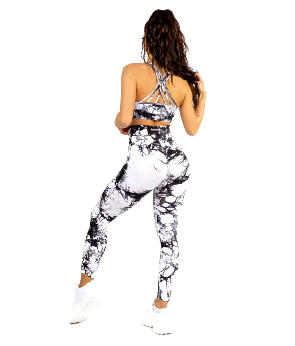 fiona-blackwhite-komplet-sa-topom-na-bretele-8 fiona blackwhite komplet sa topom na bretele 8