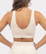 Leila beige top na bretele 4