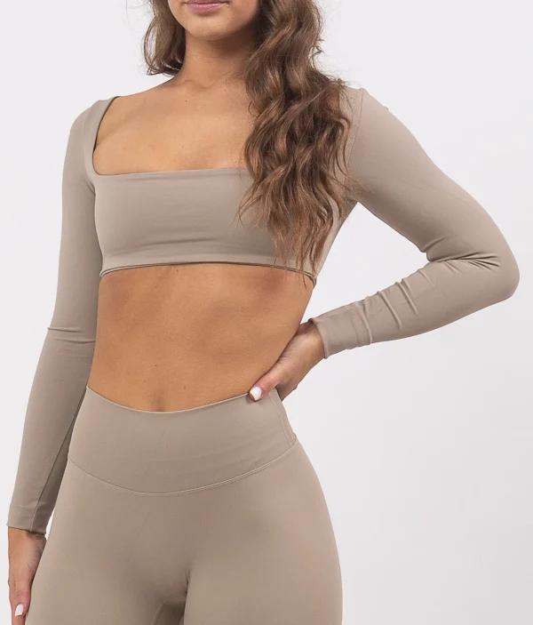 Leila dark beige top na dug rukav 5 Leila dark beige top na dug rukav 5