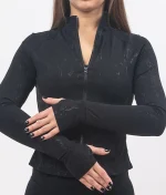 Iris black jaknica 4