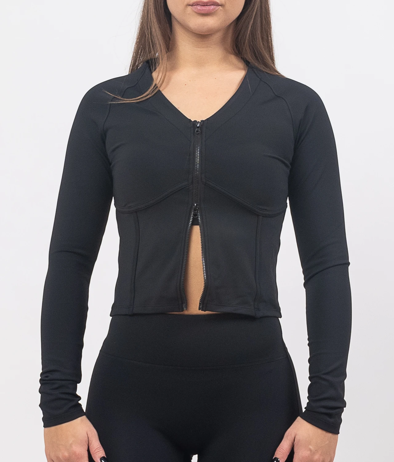 Leda black jaknica 2