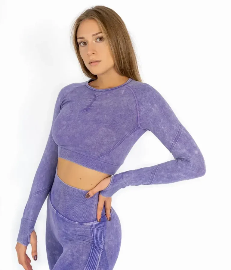 Perfect body purple top with long sleeves