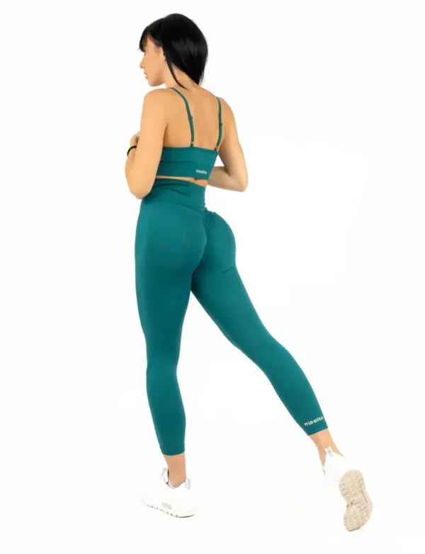 Selena green komplet sa topom na naramenice