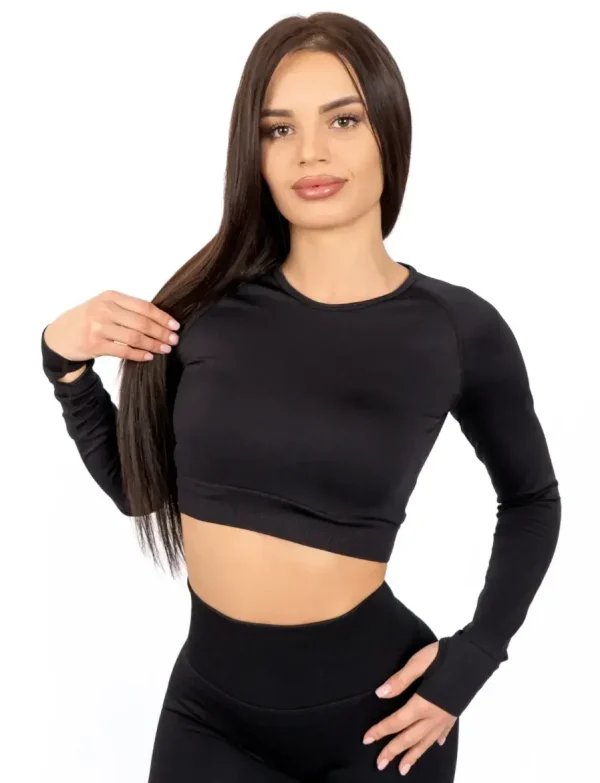 Selena black top na dug rukav